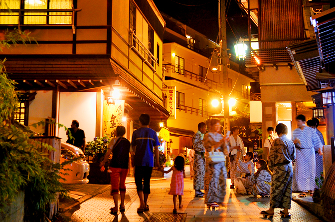 Shibu Onsen (hot springs),Yudanaka Onsen (hot springs)